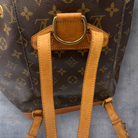 Louis Vuitton Monogram Montsouris MM Backpack - Picture 10 of 11